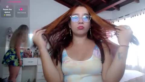 Snapshot of sharlotte_mom chatting on November 2025 09:26:01 PM sharlotte online show from November 2025 09:26:01 PM