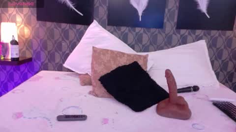 Sharom  online show from January 2025 08:21:01 PM