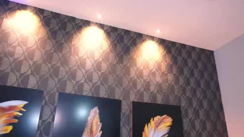 Sharom  online show from March 2026 07:10:01 PM