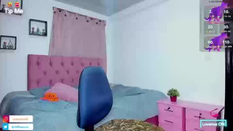 Jessica       independent model  online show from September 2025 12:27:01 AM