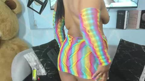 Sharon Noa online show from April 2026 07:58:02 PM