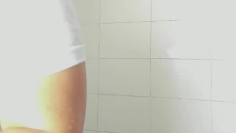 Sharon Noa online show from April 2026 02:31:01 PM