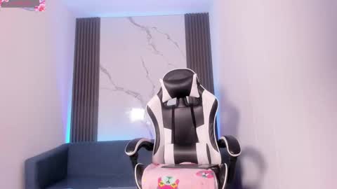 Snapshot of shaunadream chatting on October 2025 06:14:02 AM Lady Shauna online show from October 2025 06:14:02 AM