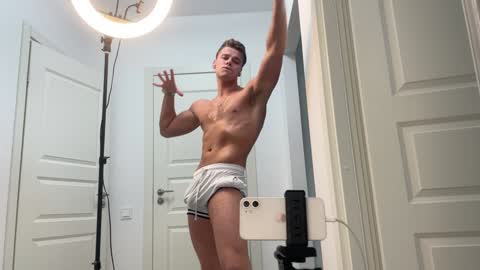 Snapshot of shavarace1 chatting on January 2025 05:12:02 PM cumshoters online show from January 2025 05:12:02 PM