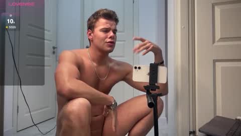 Snapshot of shavarace1 chatting on February 2025 04:02:01 PM cumshoters online show from February 2025 04:02:01 PM