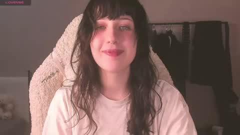 Chiara online show from April 2026 06:04:02 PM