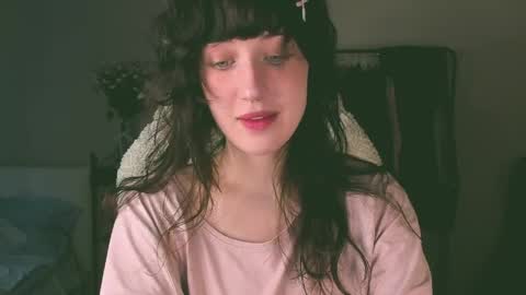 Snapshot of sheeny_shy chatting on June 2026 04:41:02 PM Chiara online show from June 2026 04:41:02 PM
