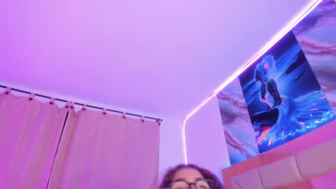 Heidy  online show from February 2025 05:48:01 AM