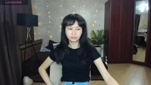 Snapshot of sheilafreman chatting on May 2026 05:01:02 AM Sheila online show from May 2026 05:01:02 AM