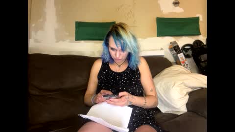 Snapshot of shelbybaby01 chatting on January 2025 08:48:01 PM Shelby holes online show from January 2025 08:48:01 PM