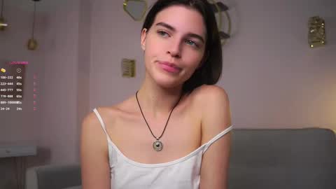 Alex online show from November 2025 02:02:01 AM