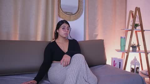  Transmission schedule Monday - Friday 715 am to 200 pm time Colombia  online show from November 2025 03:00:01 PM