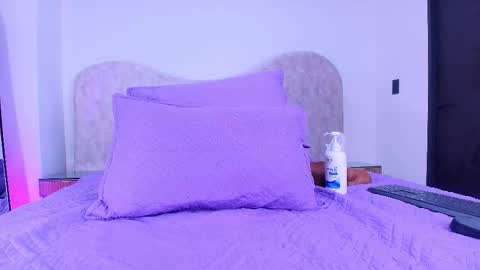 Shelsy online show from November 2025 12:33:01 PM