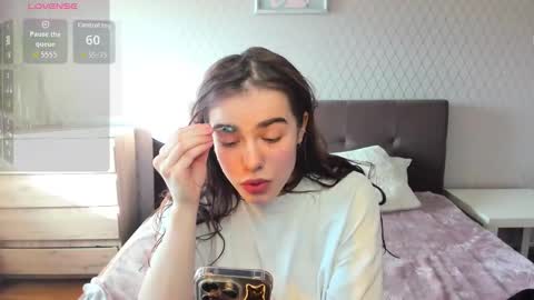 ShelyMoon online show from October 2025 12:39:02 PM