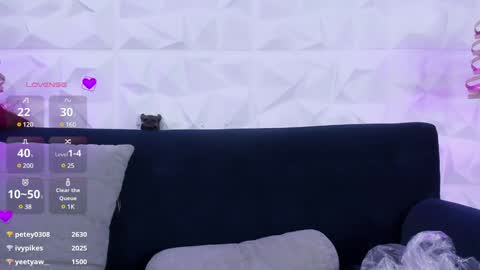 mia online show from January 2025 10:28:02 PM