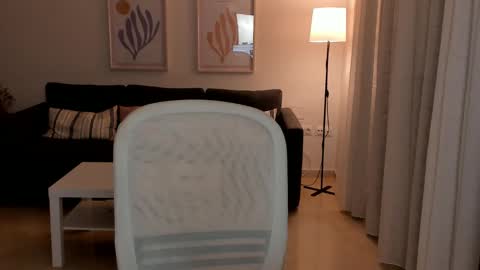 shesleepsnaked online show from December 2024 08:07:01 PM