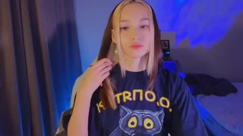 Snapshot of shey1i chatting on January 2026 09:41:01 PM Sheyli online show from January 2026 09:41:01 PM