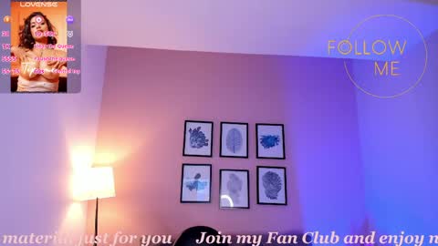 Snapshot of sheyla_hills_ chatting on April 2026 04:15:01 AM Sheyla online show from April 2026 04:15:01 AM