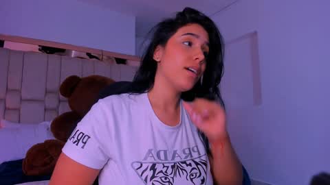 Sheyla Bakerr  online show from January 2025 02:19:01 PM