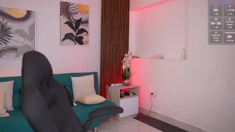 Sheyla Bakerr  online show from May 2026 11:37:01 AM