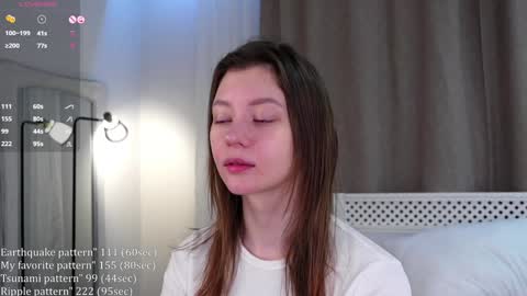 Snapshot of shickshackshock chatting on January 2025 01:05:01 PM Iris online show from January 2025 01:05:01 PM