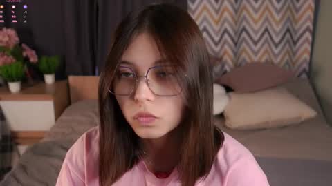 Snapshot of shickshackshock chatting on September 2025 11:23:01 AM Iris online show from September 2025 11:23:01 AM