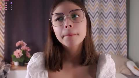 Snapshot of shickshackshock chatting on September 2025 11:47:02 AM Iris online show from September 2025 11:47:02 AM