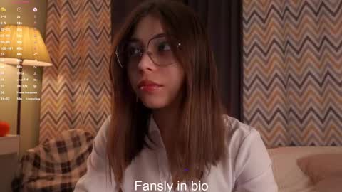 Snapshot of shickshackshock chatting on November 2025 12:05:02 PM Iris online show from November 2025 12:05:02 PM