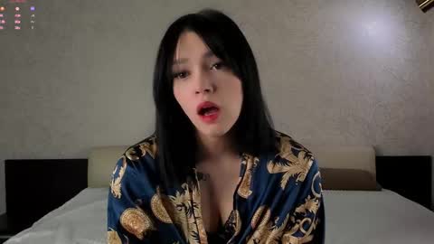 Snapshot of shickshackshock chatting on November 2025 11:21:02 AM Iris online show from November 2025 11:21:02 AM