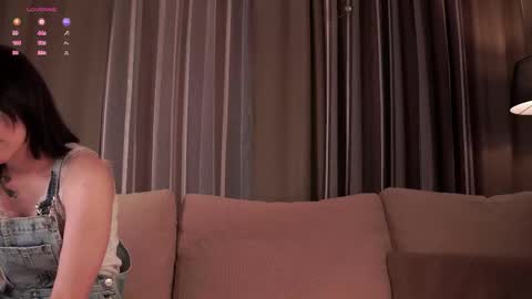 Snapshot of shickshackshock chatting on November 2025 11:57:02 AM Iris online show from November 2025 11:57:02 AM