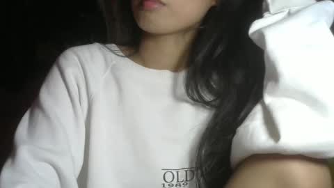 shimmering_kate online show from December 2024 04:05:01 PM