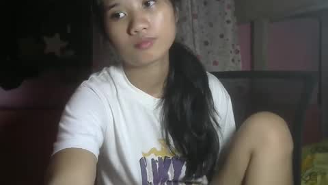 shimmering_kate online show from December 2024 02:12:02 AM