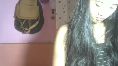 shimmering_kate online show from December 2024 09:43:01 PM