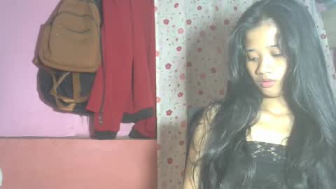 shimmering_kate online show from January 2025 01:49:01 AM