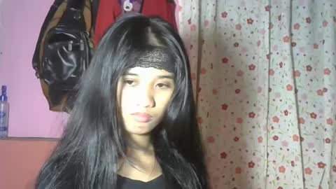 shimmering_kate online show from January 2025 05:23:01 AM