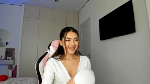 Shineel online show from February 2026 04:07:01 AM