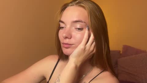 Snapshot of shinelikea_diamond chatting on June 2026 06:58:02 PM Alexis online show from June 2026 06:58:02 PM