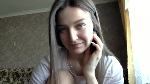 Jesica online show from March 2025 12:12:01 PM