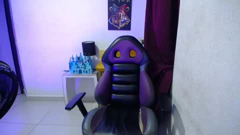 shining_star69 online show from September 2025 02:06:02 AM