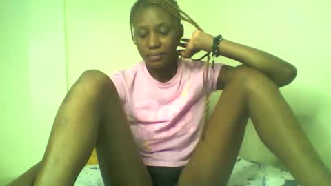 Snapshot of shipeta2 chatting on April 2026 02:57:01 AM detiefmagdalina2026 online show from April 2026 02:57:01 AM