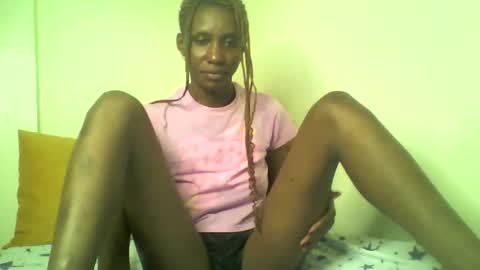 Snapshot of shipeta2 chatting on April 2026 03:36:01 PM detiefmagdalina2026 online show from April 2026 03:36:01 PM