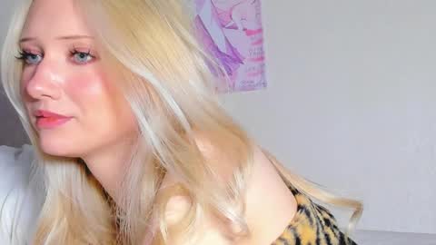 shirahoshii online show from April 2026 03:50:02 AM