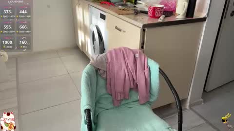 Im Lilu Rosenblum  Guys I have   ----Ill be glad to see you there online show from December 2025 11:17:02 AM