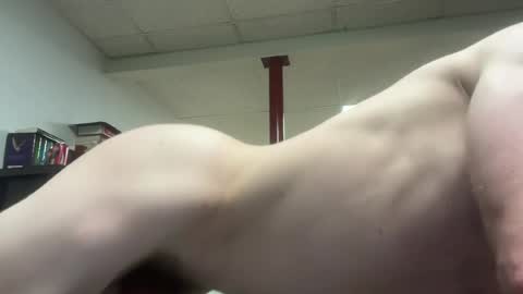 shirtlesshunk15 online show from July 2026 01:42:01 AM
