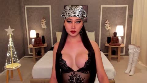 Snapshot of shivvariana_manflayer chatting on December 2024 01:58:01 PM WET AND WILD YHANNA online show from December 2024 01:58:01 PM