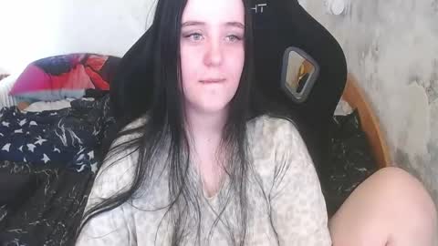 Snapshot of show_for_you chatting on May 2026 12:32:01 PM show_for_you online show from May 2026 12:32:01 PM