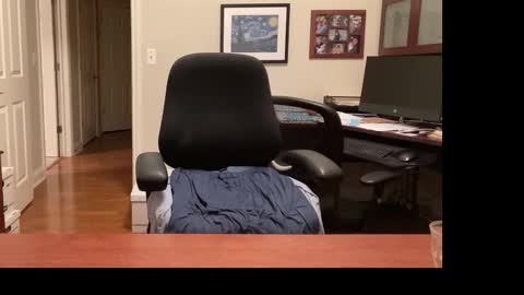 Snapshot of showmet chatting on January 2026 06:39:02 AM Chicago Guy online show from January 2026 06:39:02 AM