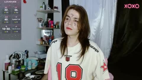 Shun White online show from December 2024 02:46:01 AM