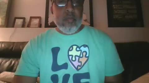 SHY333 online show from April 2026 06:52:01 AM