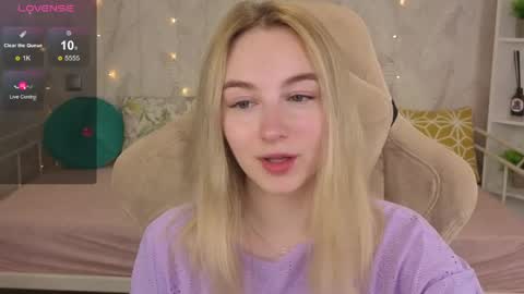 Snapshot of shy__polly chatting on June 2026 12:08:01 AM Polly online show from June 2026 12:08:01 AM